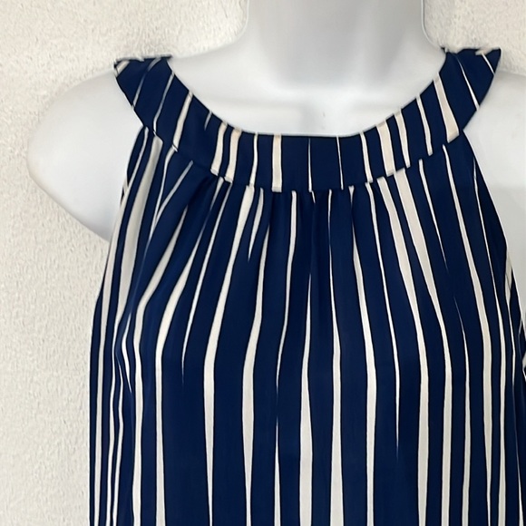 Banana Republic Sleeveless Top Size 4 - Picture 3 of 6